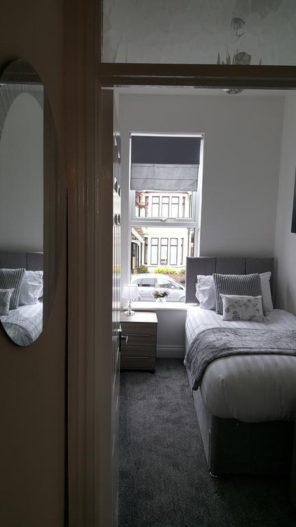 Seventy Eight Apartment เซาเทนด์ ออน ซี ภายนอก รูปภาพ